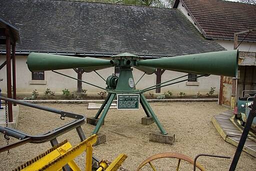512px-Antiaircraft_warning_siren(1)