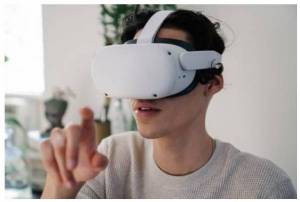 La réalité virtuelle au service de la décision : renforcer la  préparation opérationnelle des officiers de sapeurs-pompiers par  l'immersion